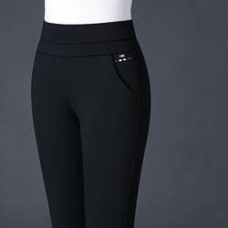 Emma - Dehnbare Damenhose - Livezo