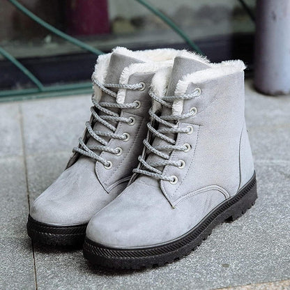 Emma - Rutschfeste Schneestiefel mit Schnürsenkeln - Livezo