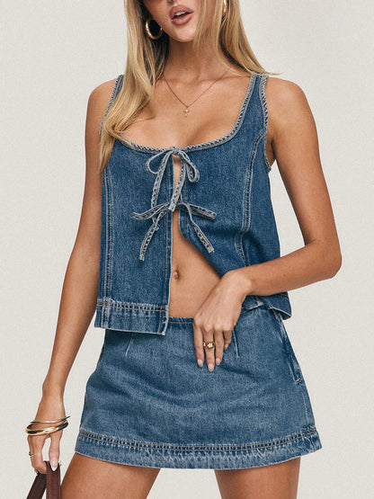 Legeres Jeans-Crop-Top mit Knoten vorne und Minirock Set
