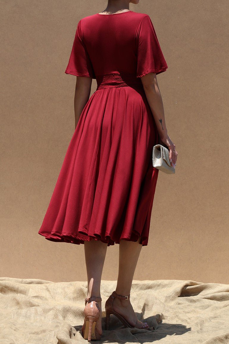 Flowy Midi Dress - Anmutiger Stil für jede Gelegenheit - Livezo