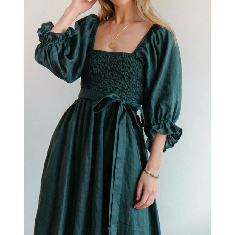 Französisches Kleid mit Rüschärmeln - Livezo