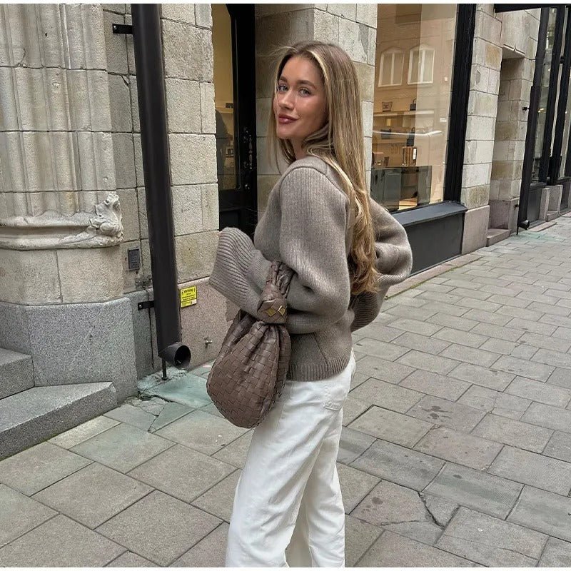 Gemütliche klassische Strickjacke für Damen - Livezo