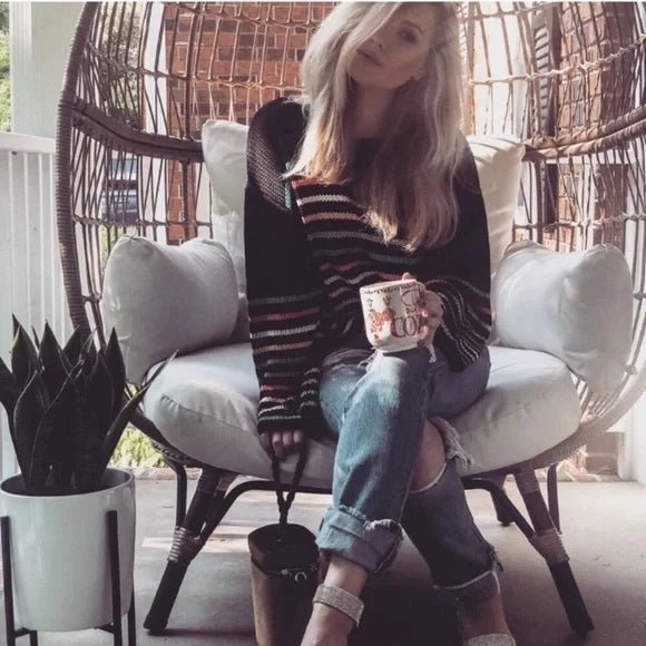 Gemütlicher gestreifter V - Ausschnitt Strickpullover für legere Lagenlooks - Livezo