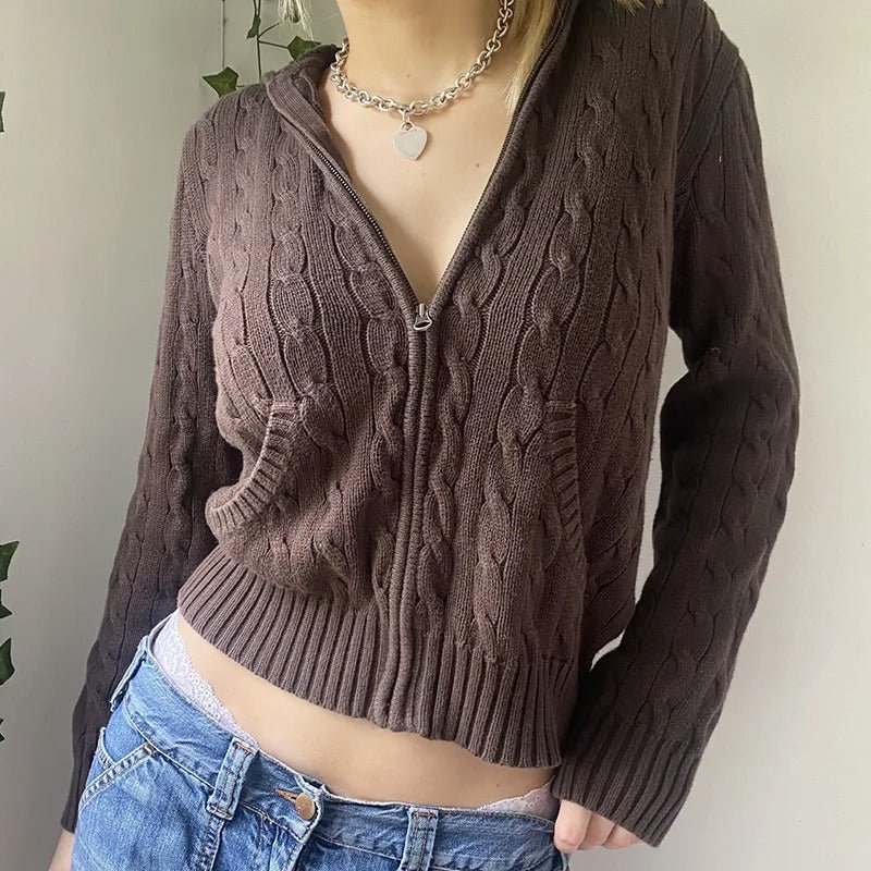 Gemütlicher Kapuzenstrickcardigan mit Knopfleiste vorne - Livezo