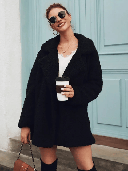 Gemütlicher Teddy - Plüsch - Kurzmantel mit Reverskragen - Livezo