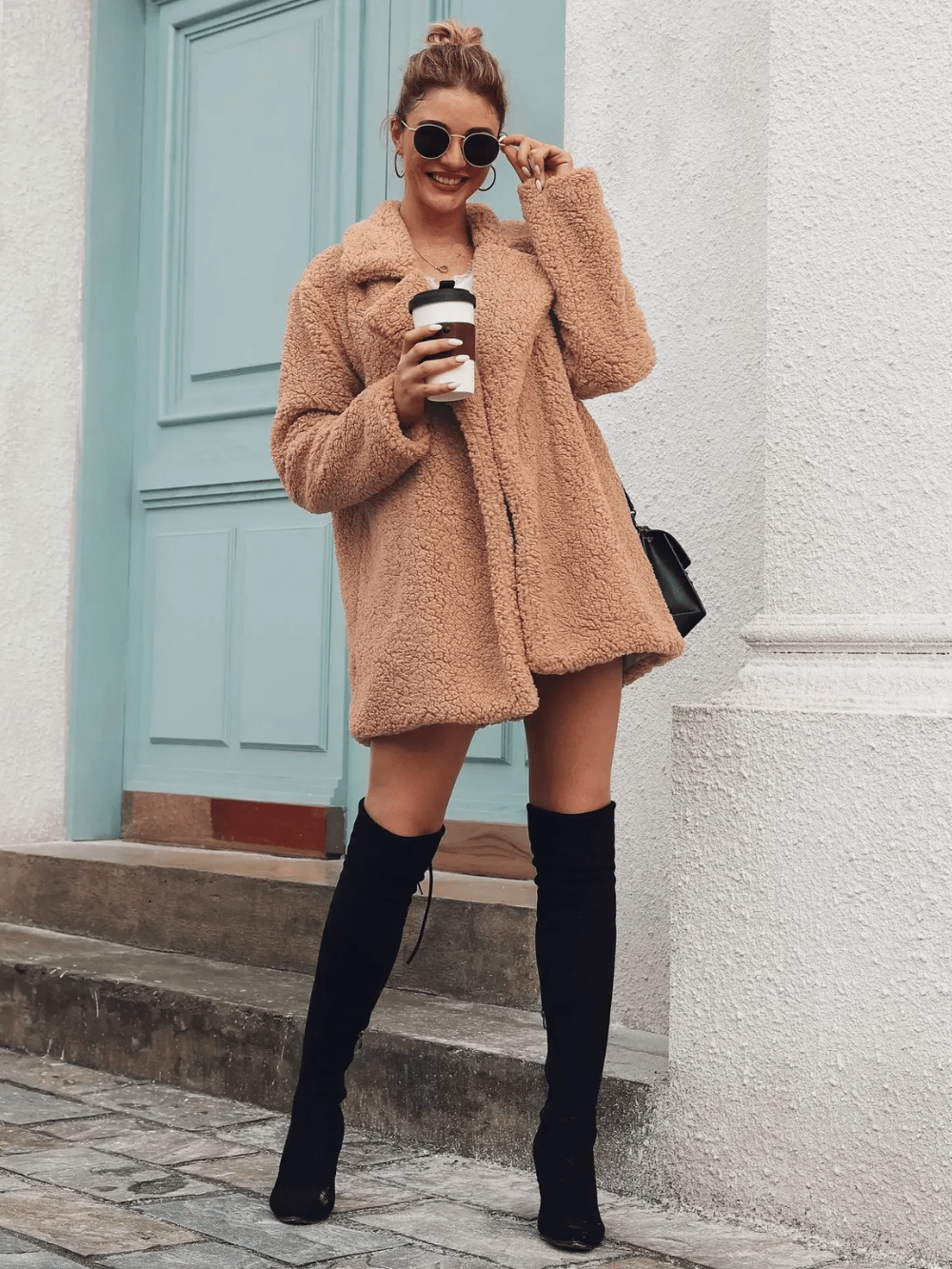 Gemütlicher Teddy - Plüsch - Kurzmantel mit Reverskragen - Livezo