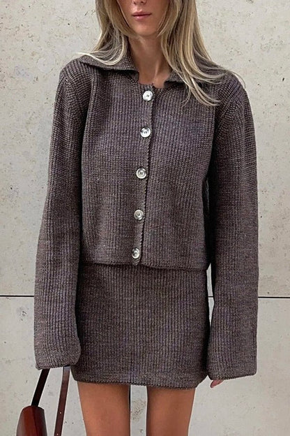 Gemütliches Strickcardigan - und lässiges Minirock - Set - Livezo