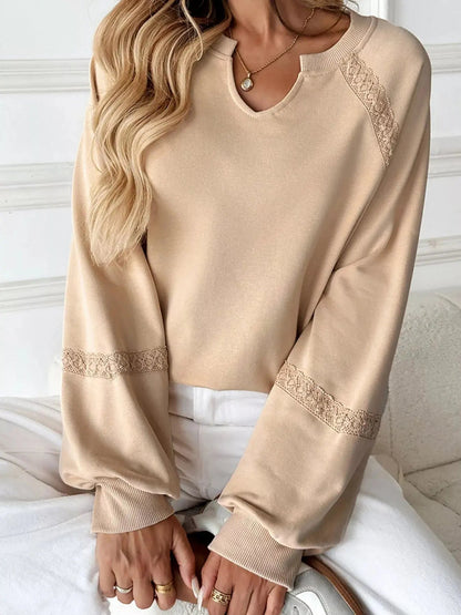 Gemütliches Sweatshirt mit Spitzenbesatz für lässig - schicke Looks - Livezo