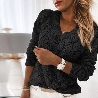 Greta - Gestrickter Damenpullover mit V - Ausschnitt - Livezo