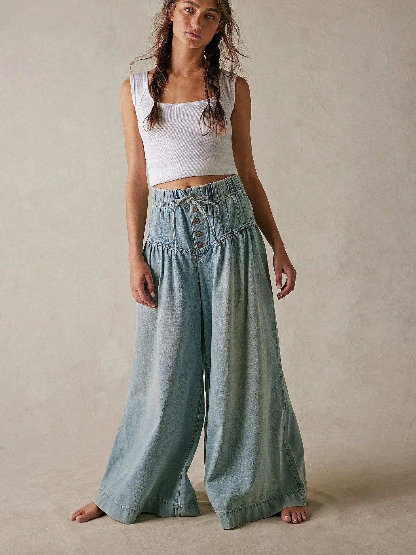 Jeans mit weitem Bein und lockerer Passform - Livezo