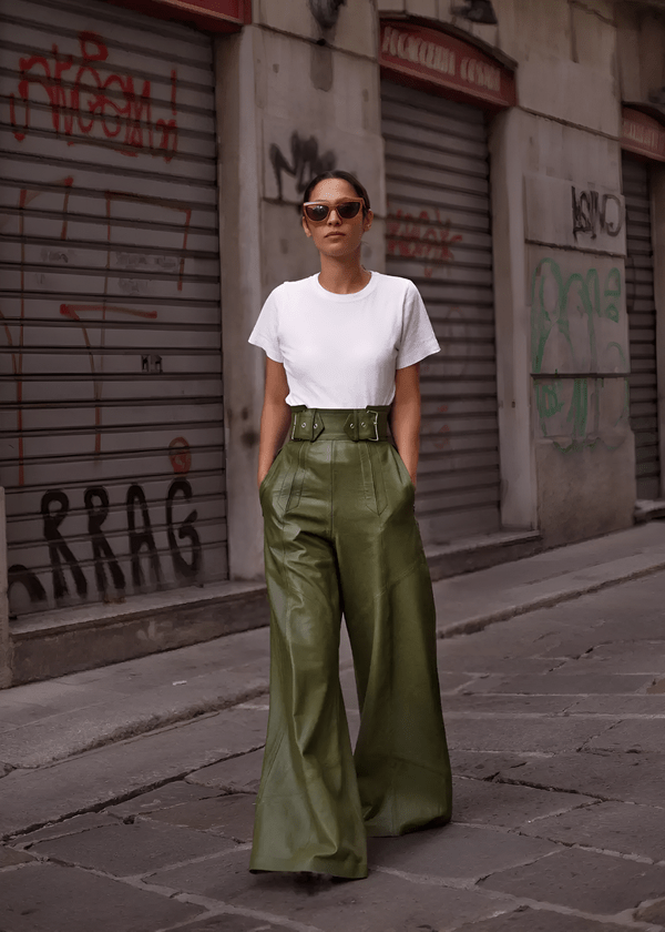 Julietta - Weit geschnittene High - Waist - Hose - Livezo