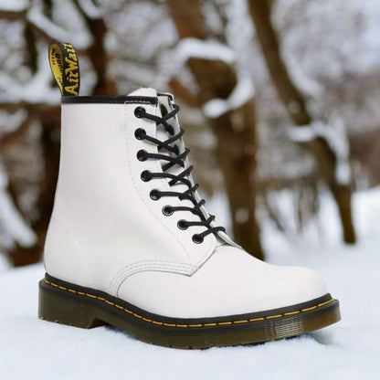 Klassische elegante Schnürstiefel aus Leder - Livezo