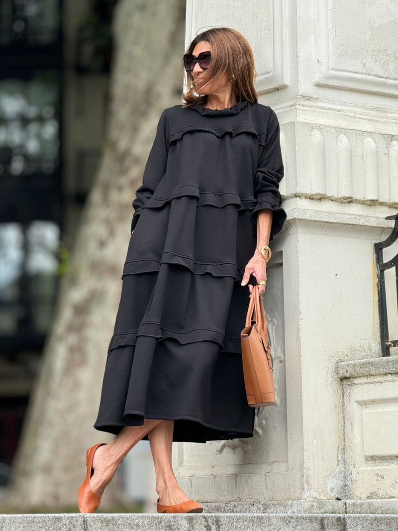 Klassisches schwarzes ärmelloses Kleid - Livezo