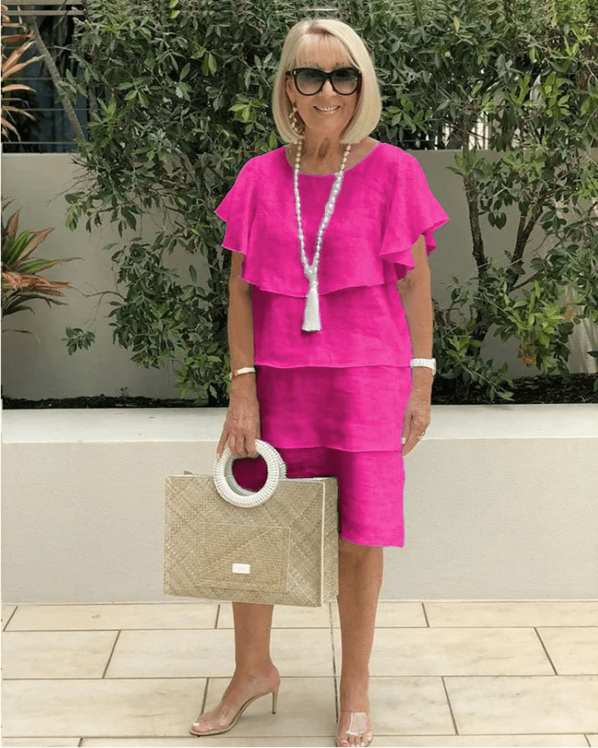 Kurzarm Kleid mit Rüschen - Livezo