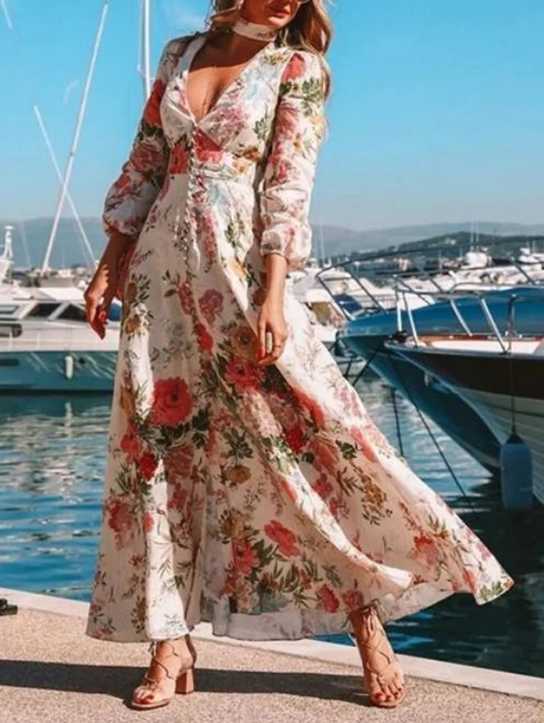 Lässiges Maxikleid mit V - Ausschnitt und Blumenmuster - Livezo