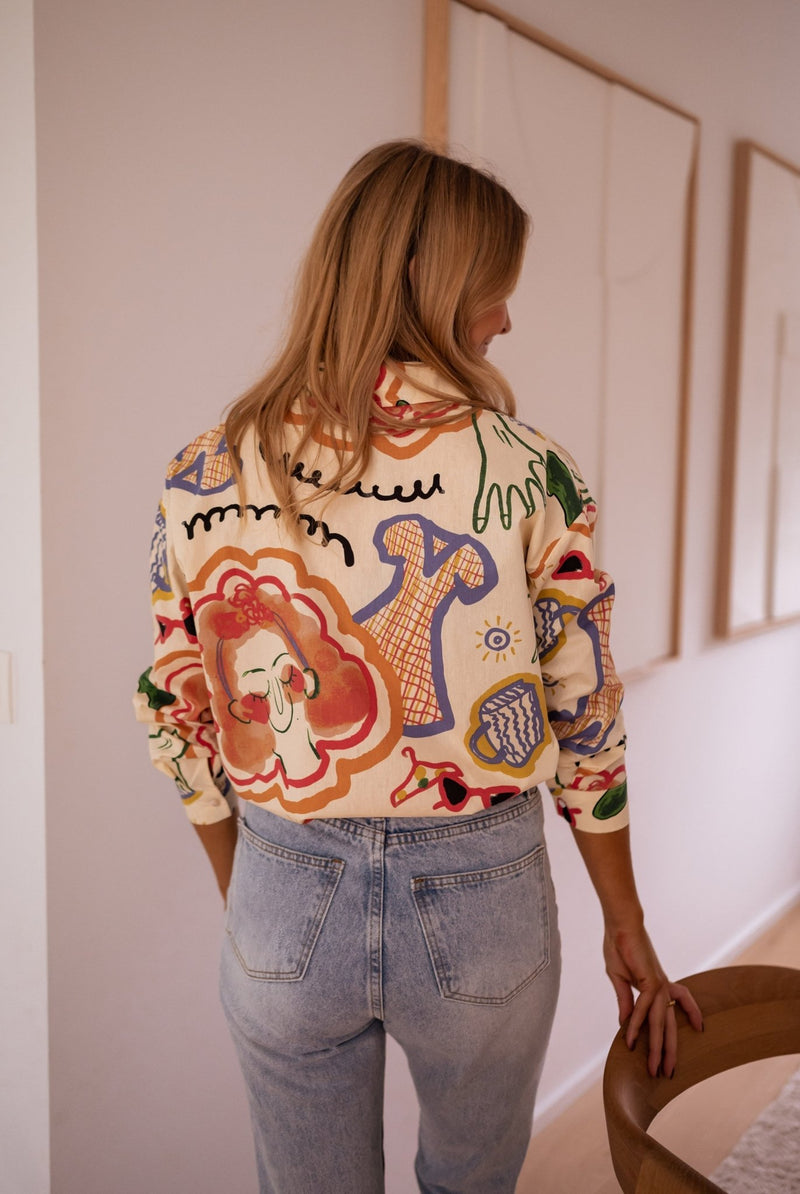 Leichte gemusterte Bluse mit Hemdkragen - Livezo