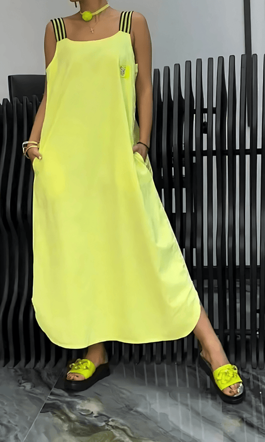 Lunara – Elegantes Kleid mit gestreiftem Trägerdetail - Livezo