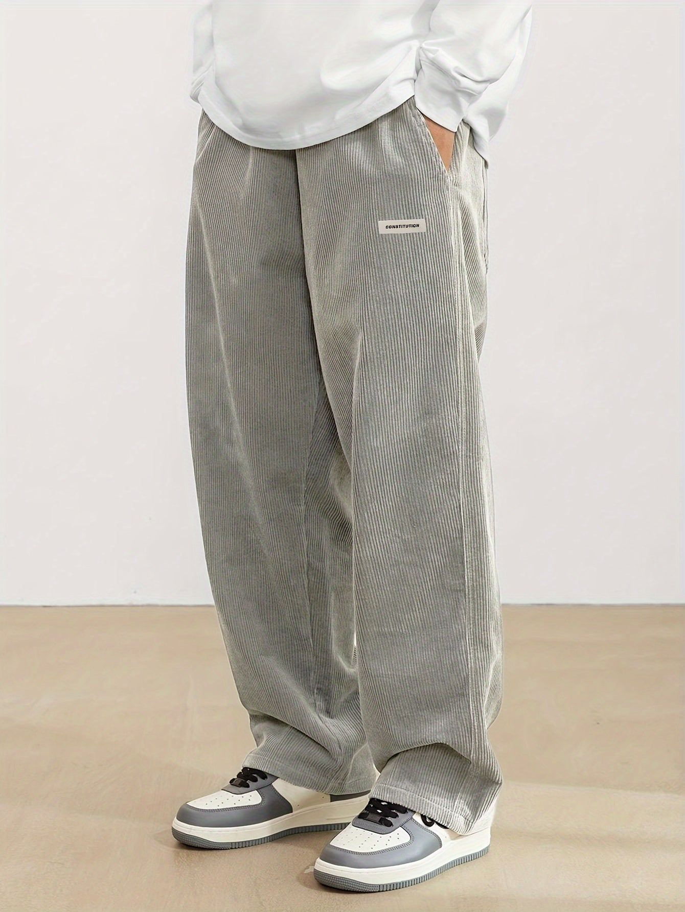 Maximilian - Herren - Cordhose mit Taschen - Stylische Cordhose mit praktischem Komfort - Livezo