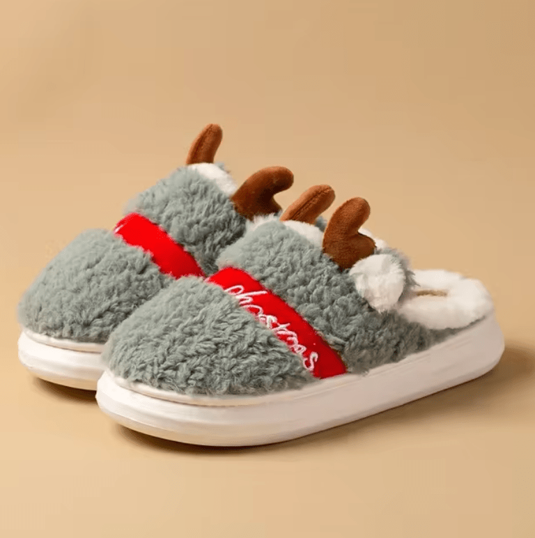 MerryBoots - Warme und festliche Weihnachtspantoffeln mit Rentier - Details - Livezo