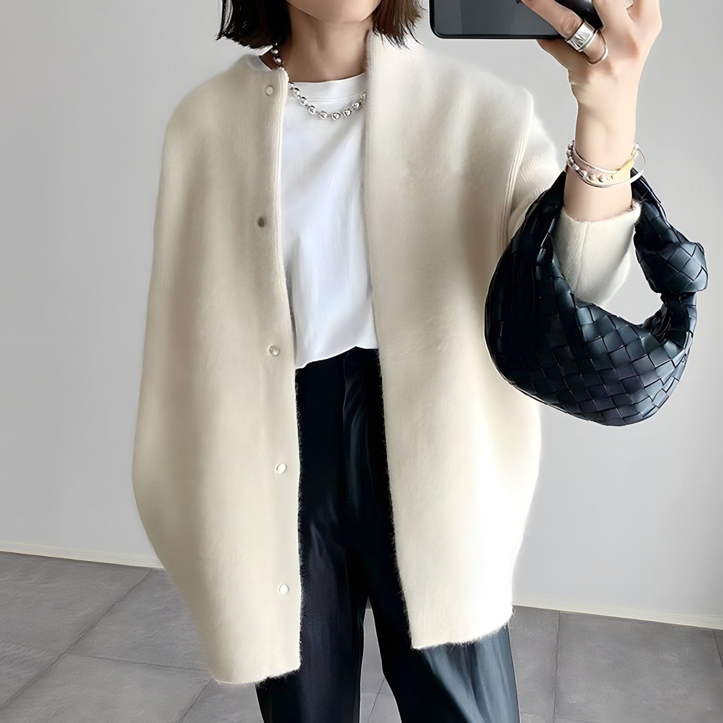 Mila - Strickjacke mit Knopfleiste - Livezo