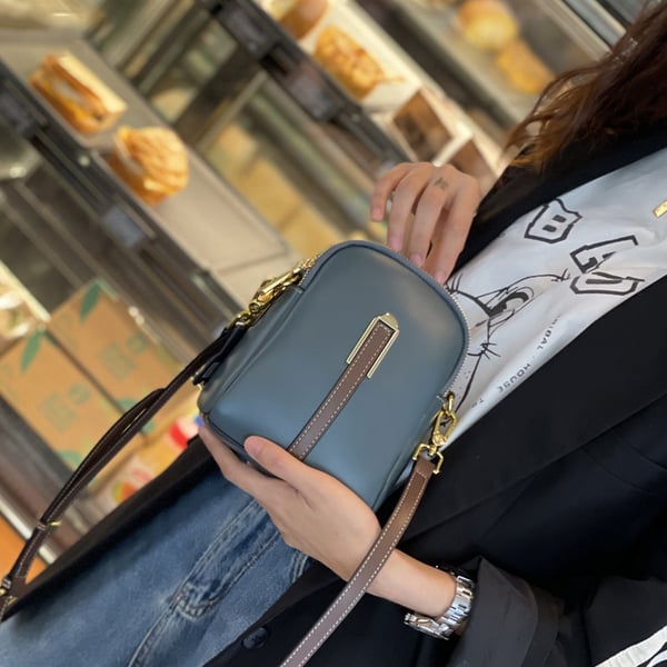 Mini Crossbody Bag - Stilvoll, kompakt & praktisch! 💼✨ - Livezo
