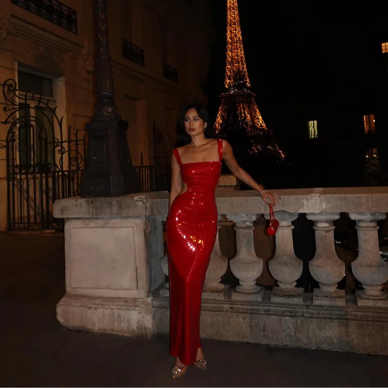 Shay Pailletten-Maxikleid mit Cut-Outs