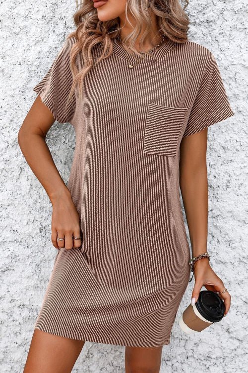 Ribbed Tee Dress - Streifen, Stretch und echter Stil - Livezo
