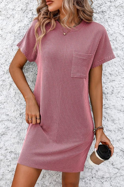 Ribbed Tee Dress - Streifen, Stretch und echter Stil - Livezo