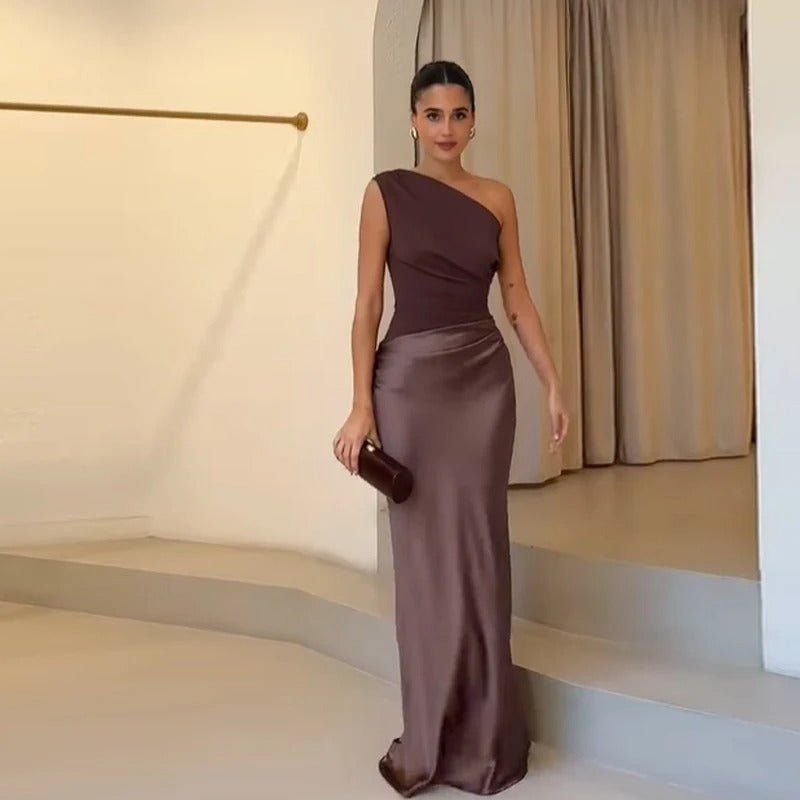 Satin Maxikleid mit einer Schulter, gerafftem Patchwork - Livezo