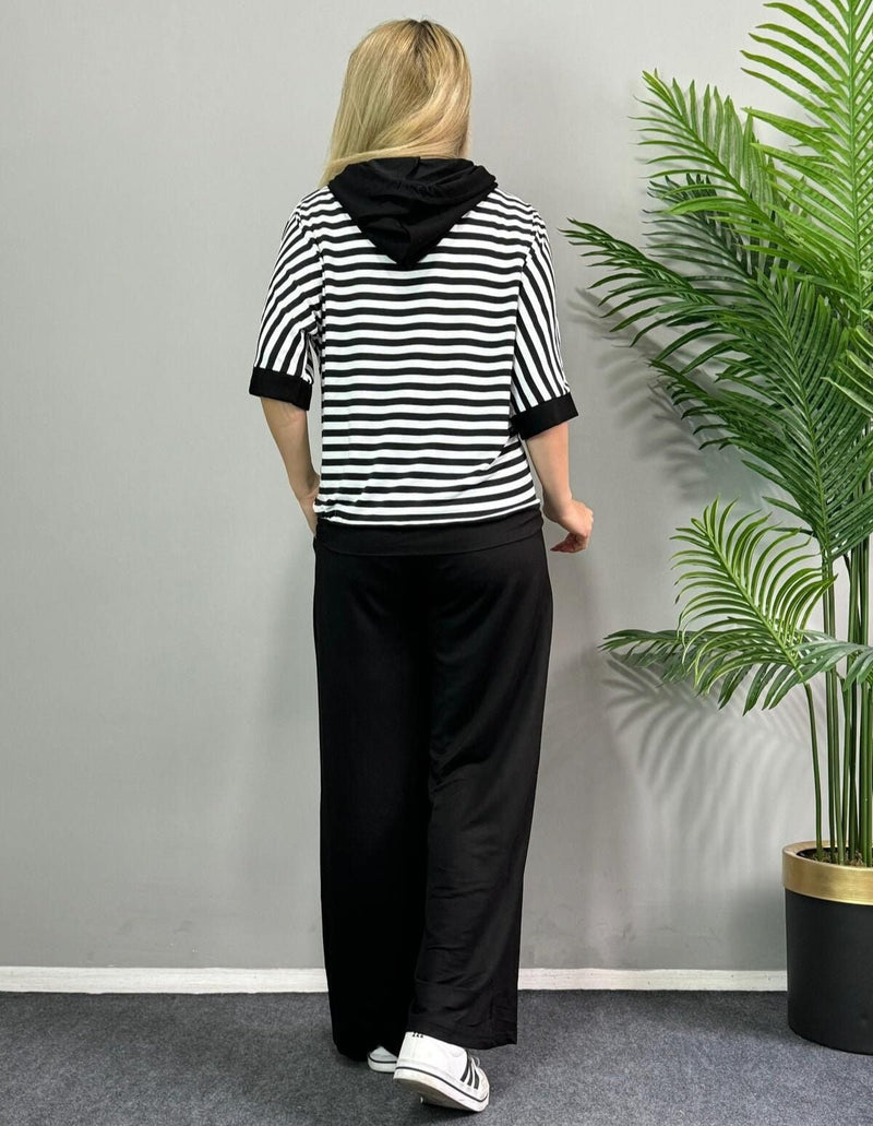 Schickes gestreiftes zweiteiliges Lounge - Set - Livezo