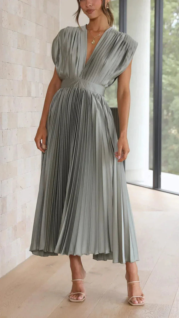 Schmeichelhaftes Kleid mit luxuriösem, bequemem Schnitt - Livezo