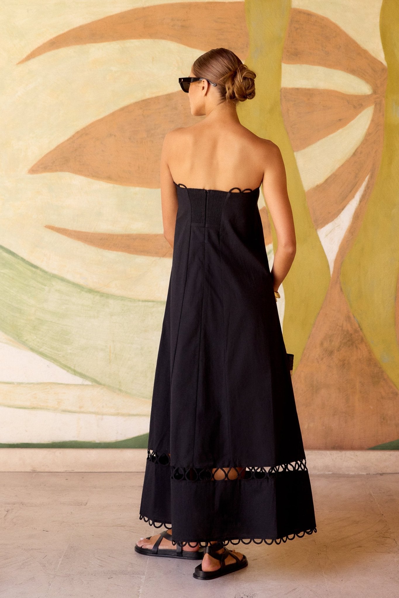 Schwarzes Ärmelloses Gina Kleid - Livezo