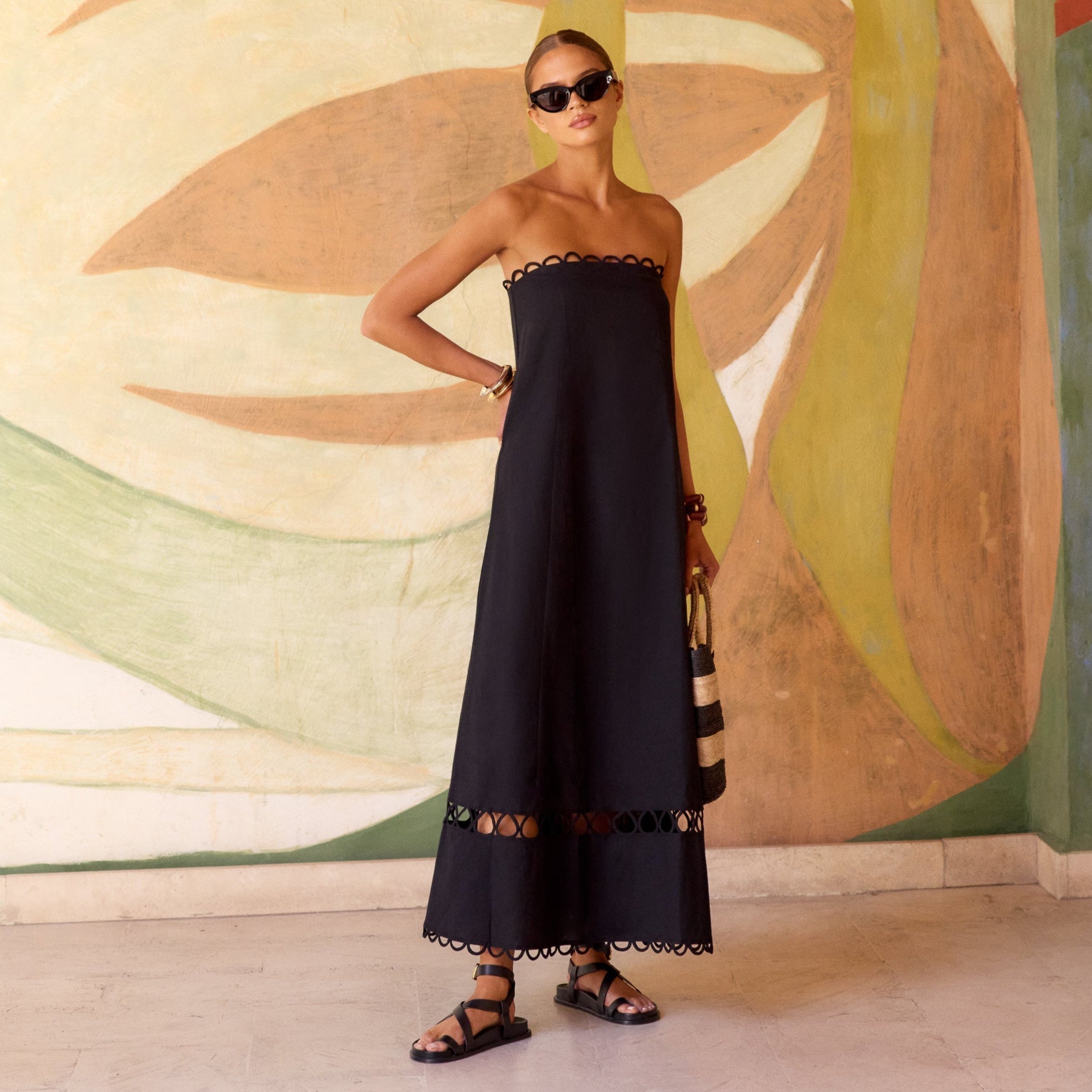 Schwarzes Ärmelloses Gina Kleid - Livezo