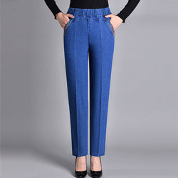 Damen-Jeans mit Seitentaschen und komplett elastischem Bund