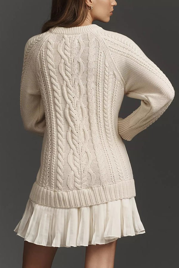 Strickpullover - Kleid mit Plisseefalten am Chiffon - Saum - Livezo