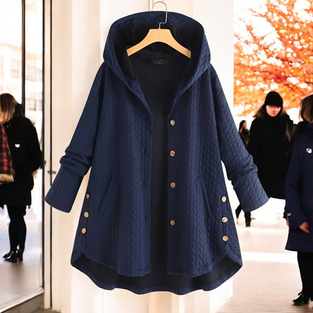 Teresa - Leichte Damen - Winterjacke mit Kapuze, Flechtmuster und Knopfverschluss - Livezo