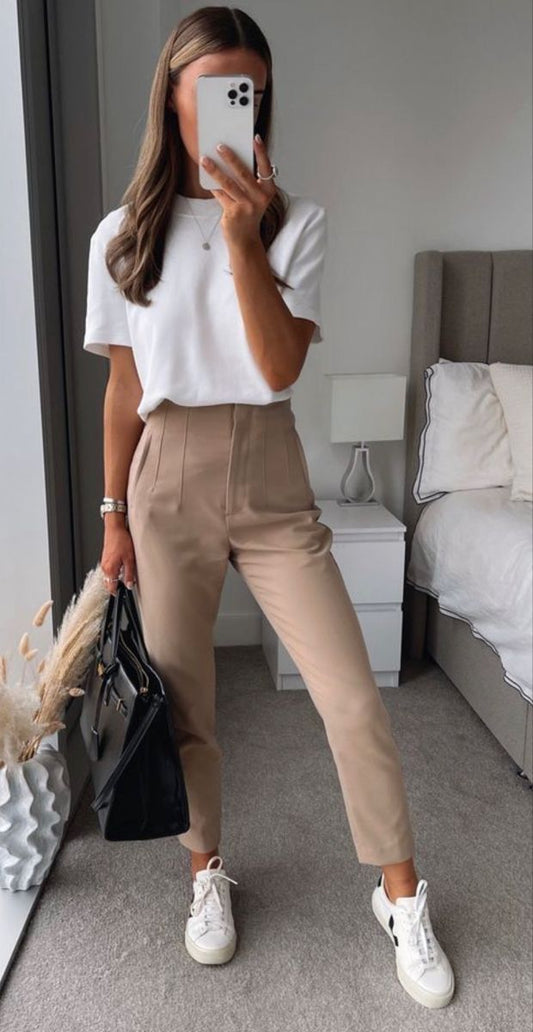 Ulrike - Elegante knitterfreie Hose für alle Gelegenheiten - Livezo