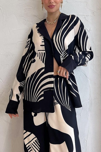 Weekend Escape bedruckte drapierte Bluse mit kontrastierender Einfassung - Livezo