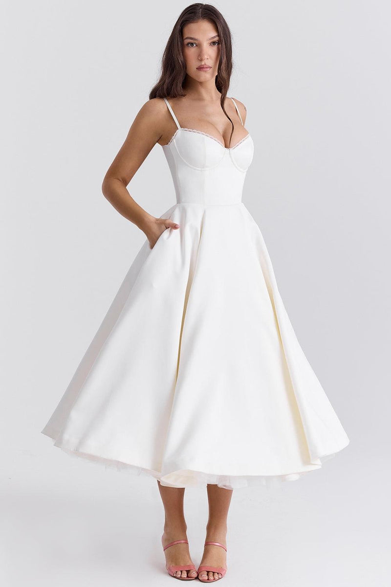 Evelina Midikleid