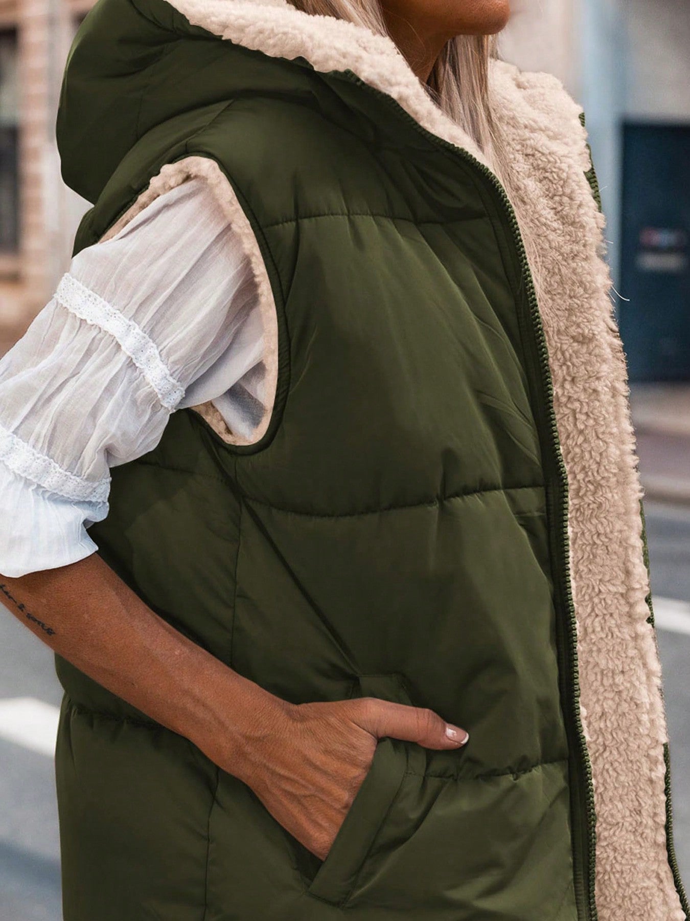 Xenia - Damen - Wendeweste für den Herbst, ärmellose Wolljacke - Livezo