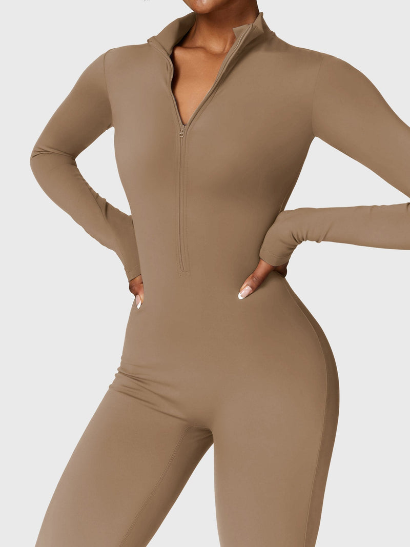 Bella - Langärmeliger Jumpsuit mit Reißverschluss
