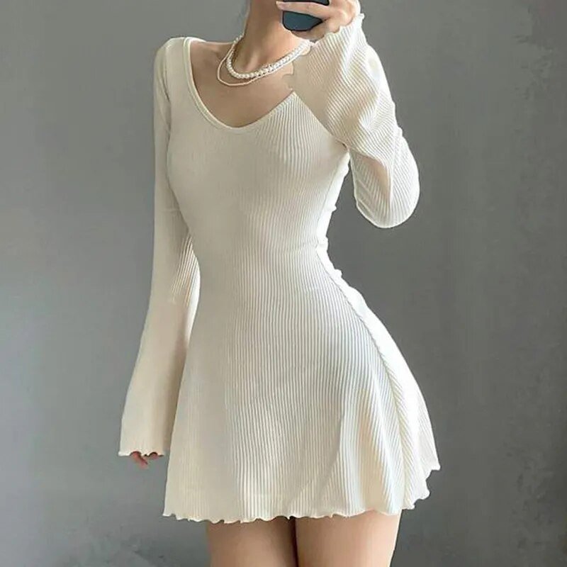 Zuri | Elegant and Versatile Dress - Anmut trifft auf Komfort - Livezo